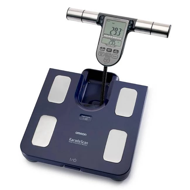 Báscula Omron BF511 azul con medidor de grasa corporal